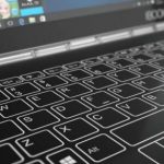 Apple запатентовала MacBook с двумя экранами